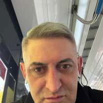 Сниму студию на долгий срок! Не далеко от метро, в Питер, в Санкт-Петербурге