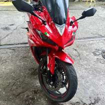 Электpомотоцикл Yamaha R3    Hoвый, в Адлере