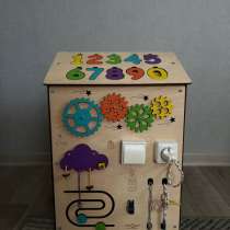 Бизиборд, в Калининграде