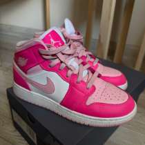 Кроссовки Air Jordan розовые, в Москве