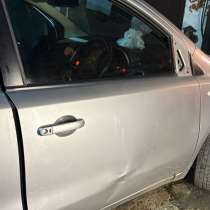 Дверь правая передняя Nissan note e11, в Красноярске