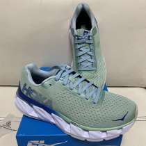 Обувь мужская и женская HOKA one в ассортименте, в г.Лодзь