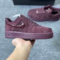 ? Кроссовки известных брендов Nike, Adidas и другие стильны, в Владивостоке