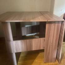 Продаю стол . Совсем новый, купили 2 года назад., в Нижнем Новгороде