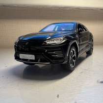 Lamborghini Urus черного цвета в идеальном состоянии, в Вешках