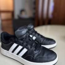 Кроссовки adidas hoops 3.0 б/у в хорошем состоянии, в Мытищи