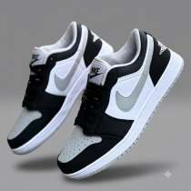Nike dunk low, в Москве