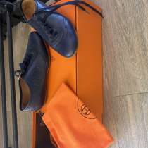 Продам кроссовки Hermes, в Москве