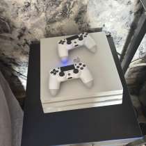 Продам ps4 pro 1TB, в Новосибирске
