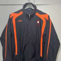 Ветровка Umbro, в Октябрьском