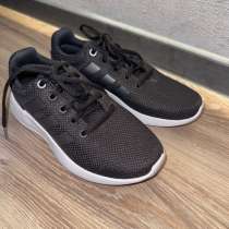 Кроссовки adidas, в Астрахани
