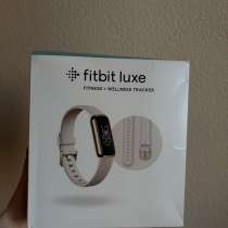 Фитнес браслет Fitbit luxe, в Москве