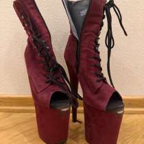 Стрипы тройки Pleaser, в Екатеринбурге