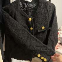 Продам французский жакет (твидовый), в Ярославле