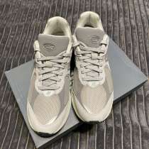 New Balance 2002R, в Санкт-Петербурге