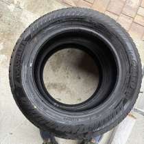 Продам шины зимние шипованные  якохама 235*60 R-18, в Тюмени