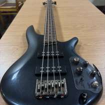 Бас-гитара  Ibanez SR300E, в Санкт-Петербурге