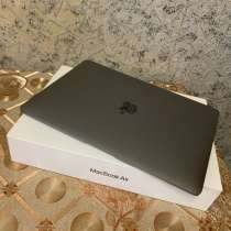 MacBook Air 13 2020, в Москве