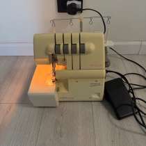 Оверлок Singer Ultralock 14SH654, в Санкт-Петербурге