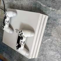 Продаю PS 4 PRO, в Железнодорожном