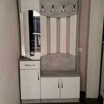Продам прихожую, в Уссурийске