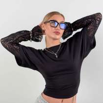 продам футболку с кружевными рукавами, в Кирове