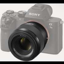 Объектив Sony FE 50mm f/1.8, в Энеме