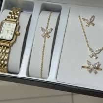 набор часы,браслет ,ожерелье ,кольцо, в Хасавюрте