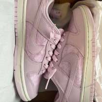 Розовые кеды Nike(39 р,подойдут и на 38)??, в Красногорске