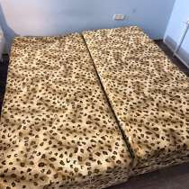 Диван, в Москве