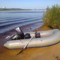 Лодка пвх на колёсиках с мотором 5л. с Yamaha, в Бору