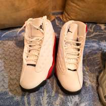 Продам две пары крос новые, в г.Луганск