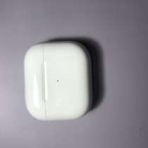 Продаю наушники AirPods 3,  но без одного наушника, в Якутске