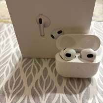 Apple AirPods 3, в Владивостоке
