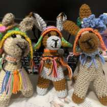 Ламы нарядные. Вязаные игрушки, в Вешках