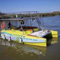 Катамаран Кайман-800 бизнес 2 этажа до 40 человек, в Ставрополе