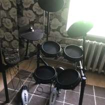 Alesis nitro mesh kit, в Смоленске