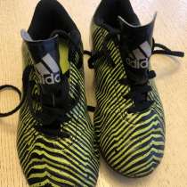 Бутсы Футбольные adidas Детские, р.33,5, в Москве