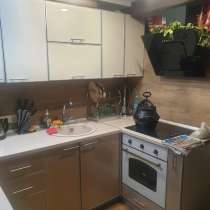 Двухуровневая квартира с ремонтом, в Сочи