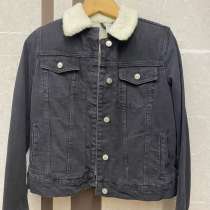Новая джинсовая куртка Stradivarius, в Санкт-Петербурге