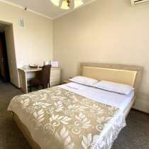 Отель "Seven Bishkek". Удобное местоположение, демократичные, в г.Бишкек