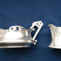 Два предмета сервировки чайного стола в стиле Модерн. 1900-е, в Санкт-Петербурге