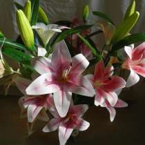 Лилии силиконовые новые, в Москве