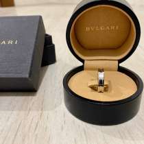 Bvlgari Кольцо в 1 полосу, Оригинал, белое золото, в Москве