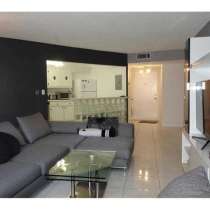Квартира на 16-м этаже в ЖК Commodore Plaza Tower, в г.Aventura