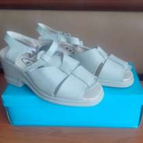 Босоножки, в Москве