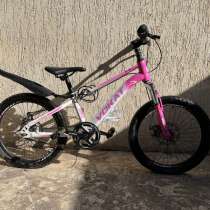 Велосипед в хорошем состояние, все работает. Размер колес 20, в Махачкале