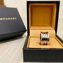 Bvlgari Кольцо в 4 полосы, Оригинал, белое золото, в Москве