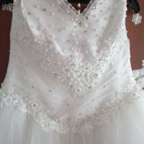 Продам свадебное платье новое, в Шахунье