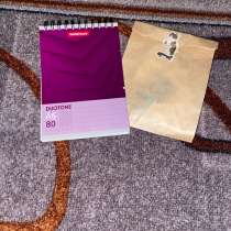 Продаю: блокнот и секретный бокс с наклейками, в Перми